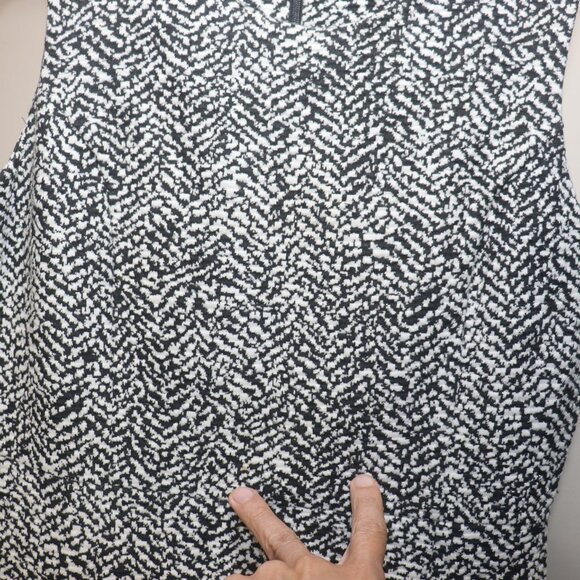 Lands End Herringbone Sleeveless Ponte Pencil Dress Black White Pockets Size 8 - Picture 8 of 15